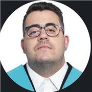Profesor de primaria polivalente, apto para impartir cualquier materia e innovador.